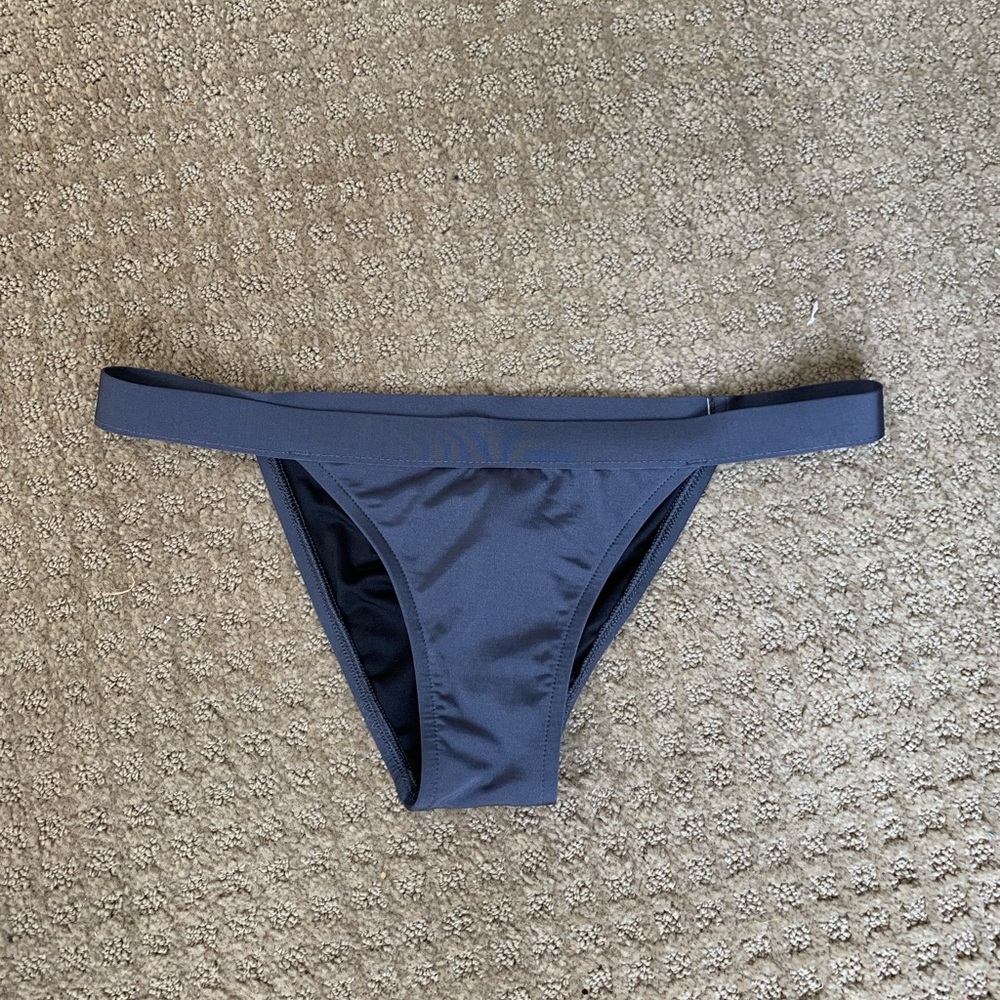 CHEEKY BIKINI BOTTOMS